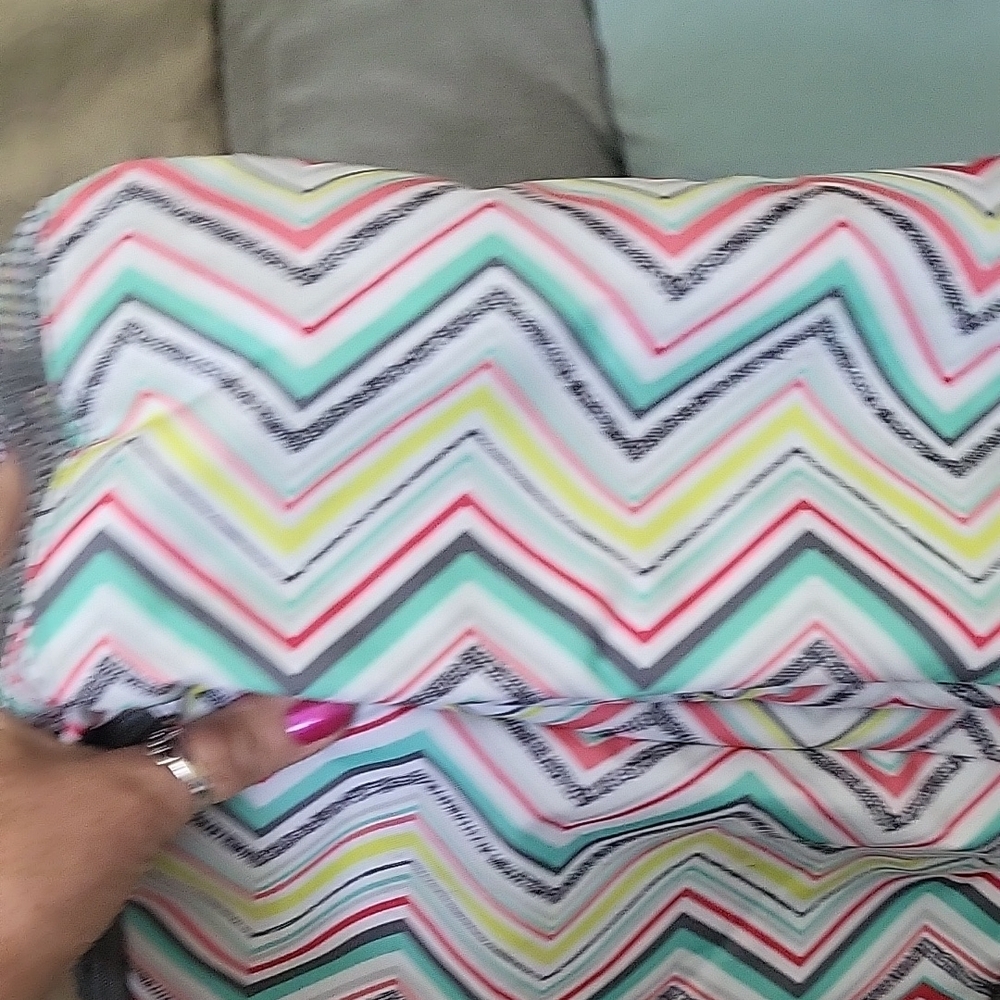 Thirty-One Chevron Stripe Backpack - Picture 12 of 13